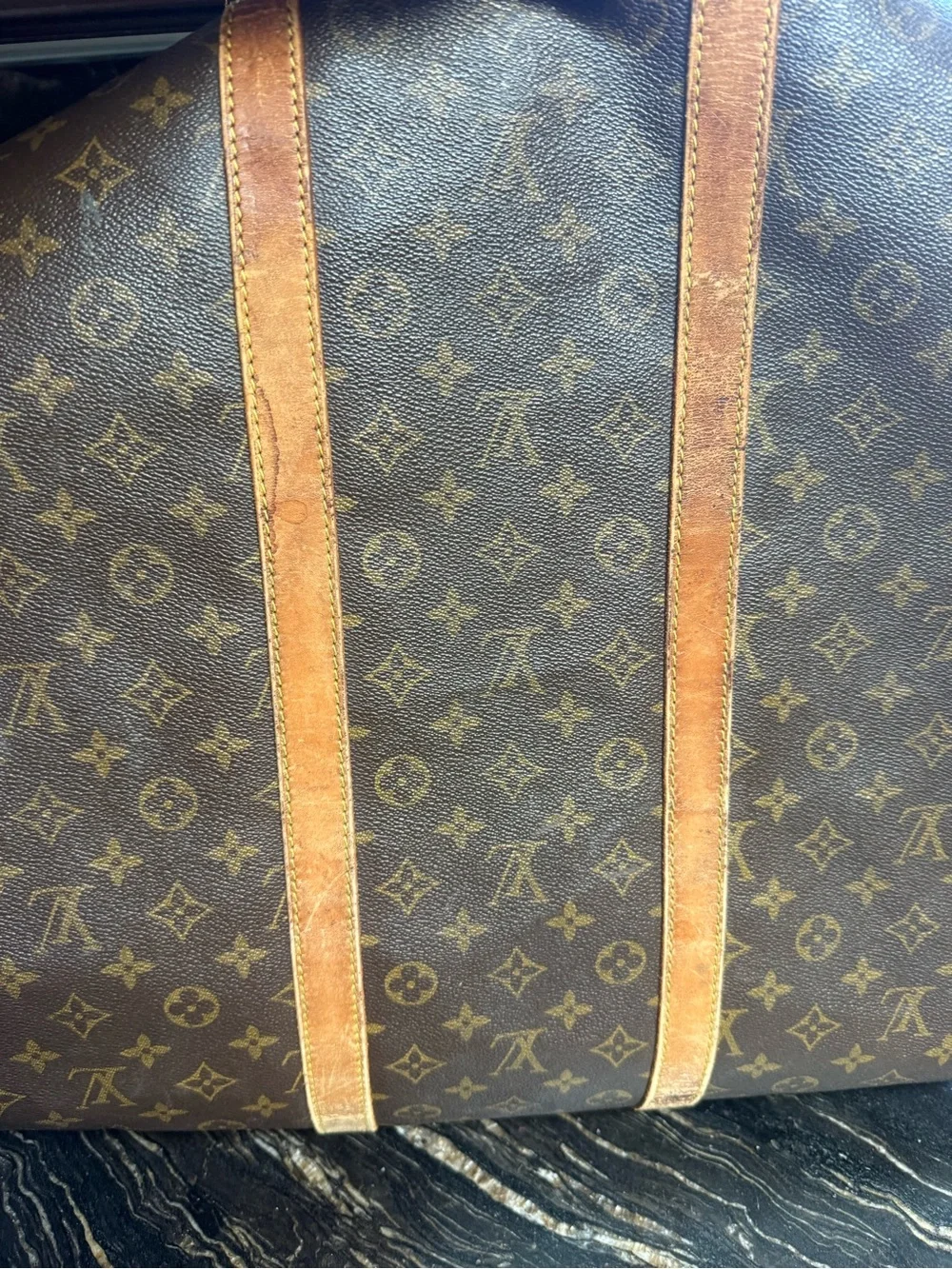 Authentic LOUIS VUITTON large duffel bag traveler tote w/ luggage tag lock